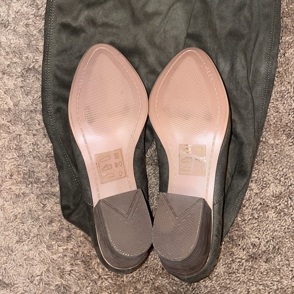 Over the knee heeled boots - Picture 2 of 2